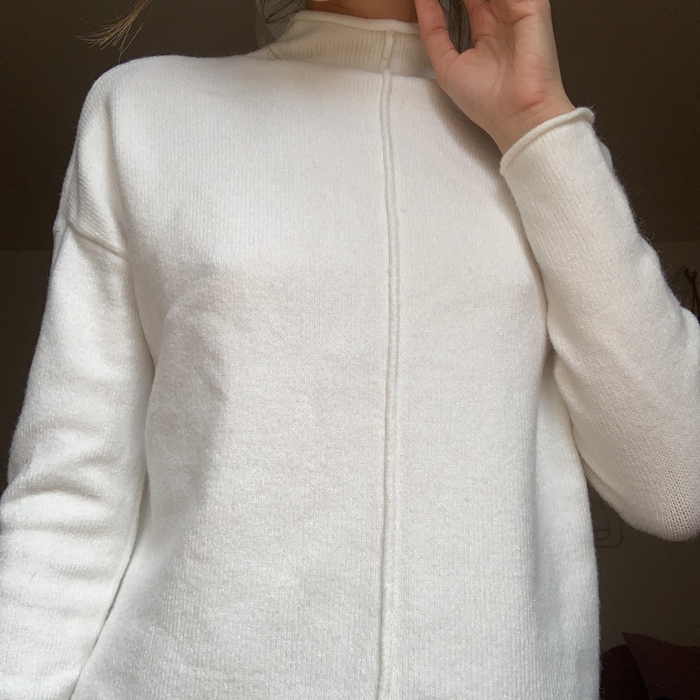 Seven Sisters mock neck knit